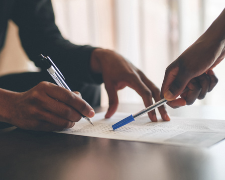  Note commercial legal expenses details