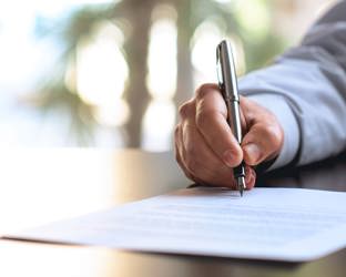 Should you buy car hire insurance from the rental desk?