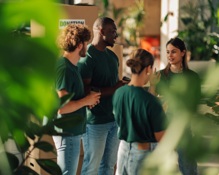 Discussing during donation