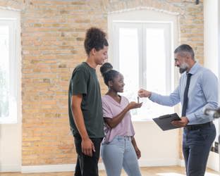 Summer landlord checklist: How to prepare your rental property for summer