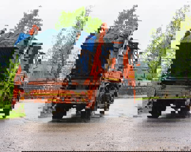 Removal of urban garbage