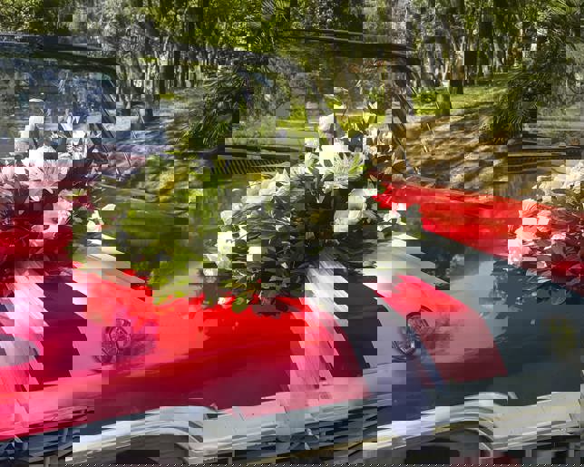 Wedding bouquet on vintage car 