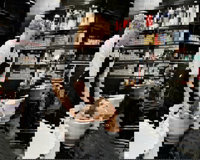 Relaxing shampoo treatment