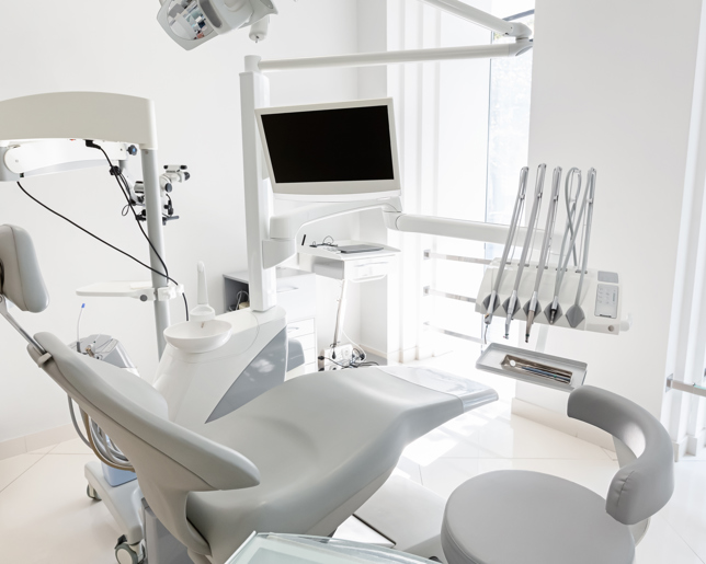  Dental chair with dental equipment